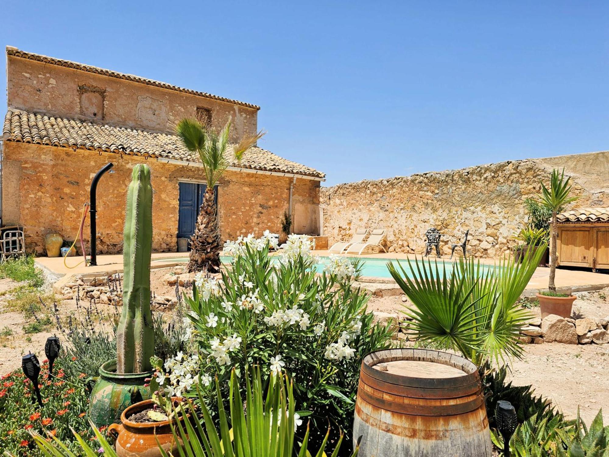 לינה וארוחת בוקר Pinoso Casa Rodriguillo מראה חיצוני תמונה